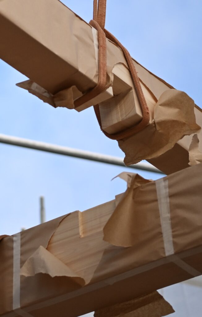 瑞浪市の木造住宅の建前（桧の梁）